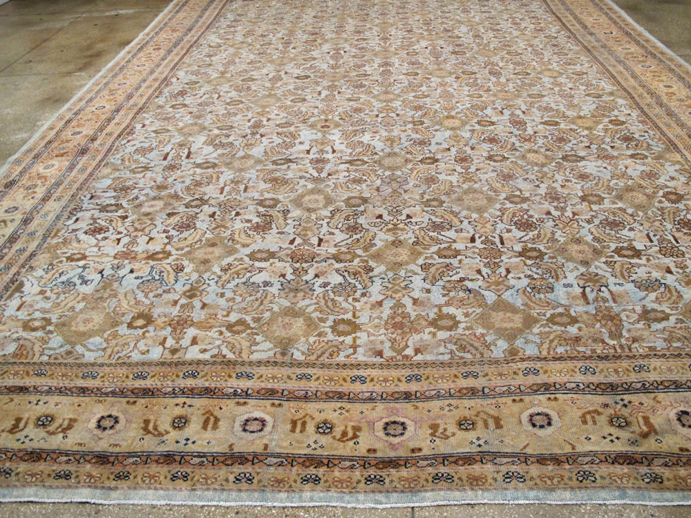 Antique Persian Mahal Carpet, No.19297 - Gsblank
