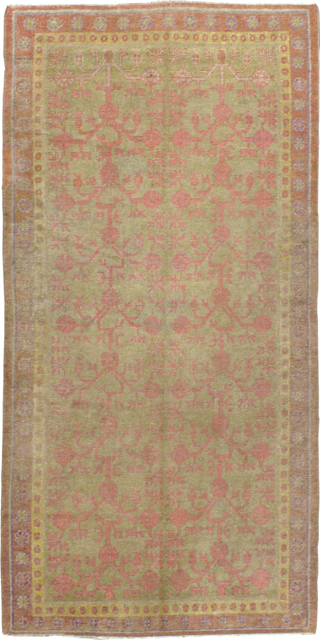 Vintage East Turkestan Khotan Rug, No.19990 - Gsblank