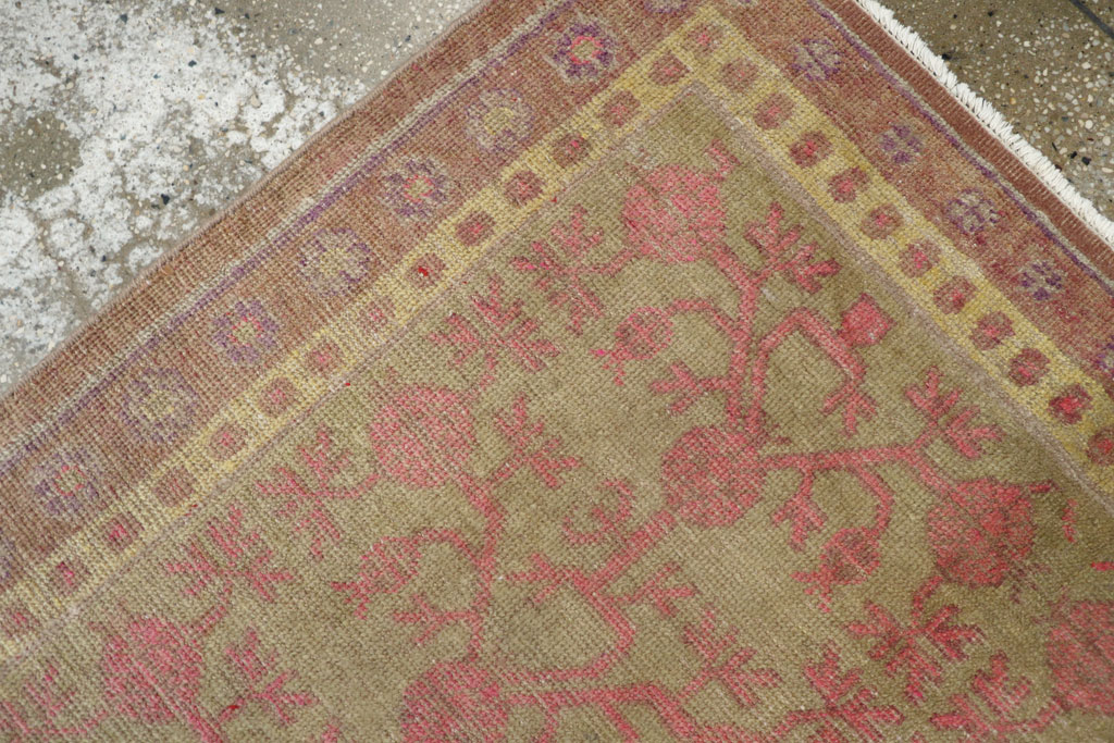 Vintage East Turkestan Khotan Rug, No.19990 - Gsblank