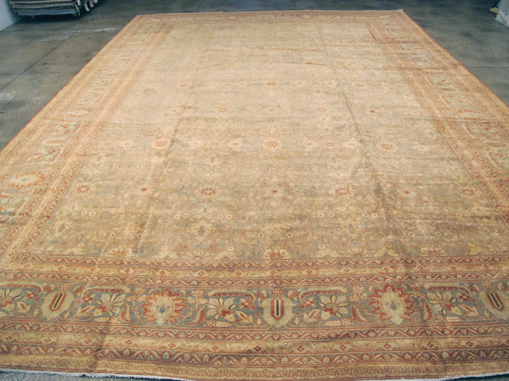 Antique Persian Tabriz Carpet, No.20012 - Gsblank