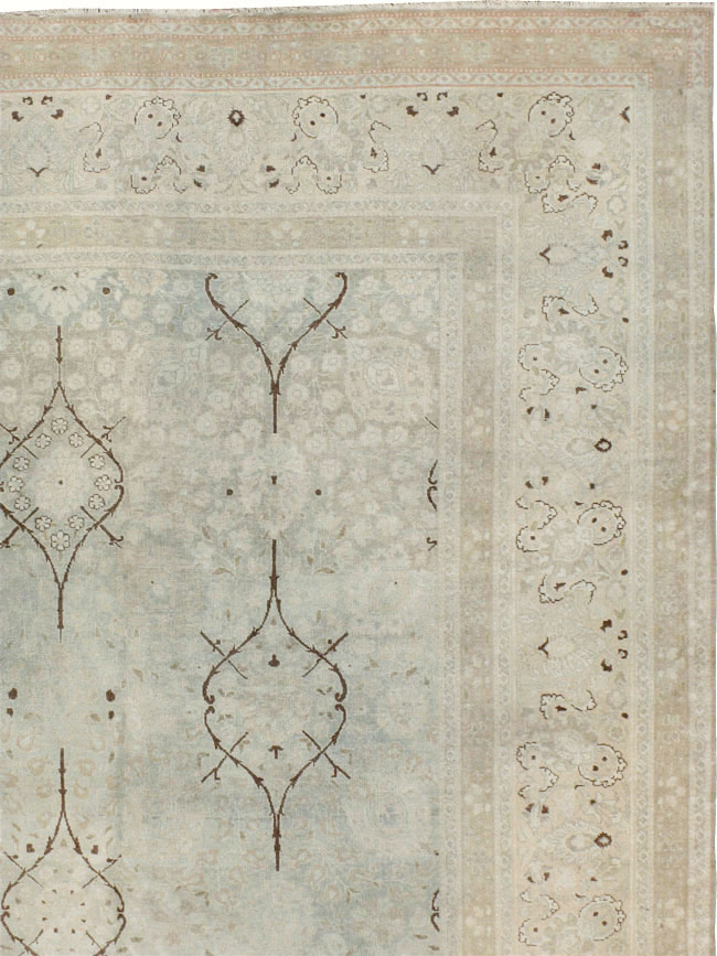 Antique Persian Tabriz Carpet, No.20014 - Gsblank