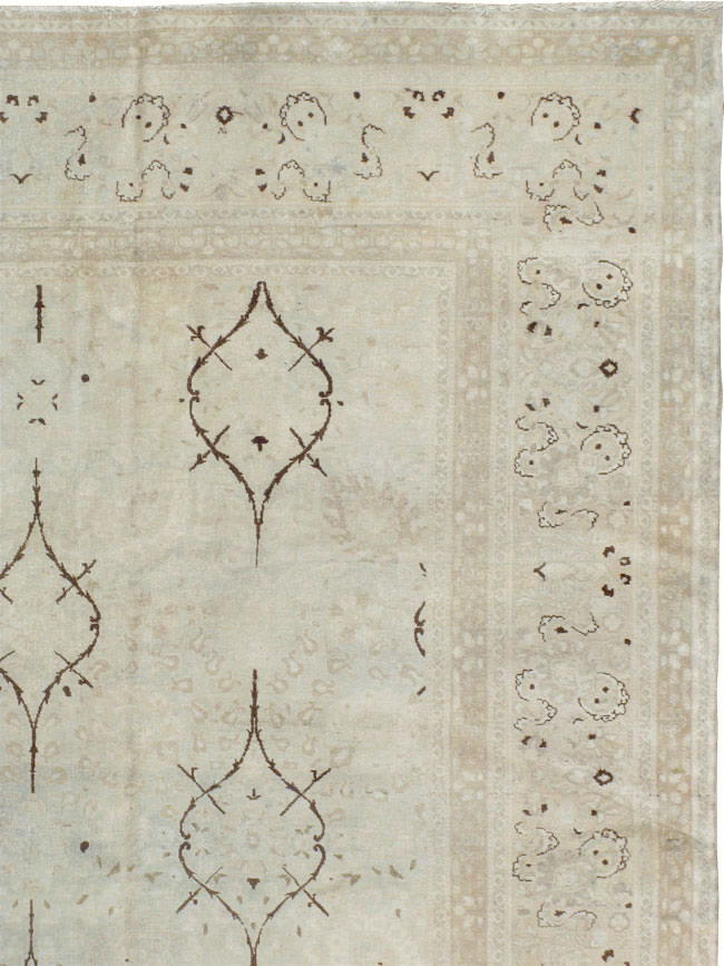 Antique Persian Tabriz Carpet, No.20014 - Gsblank
