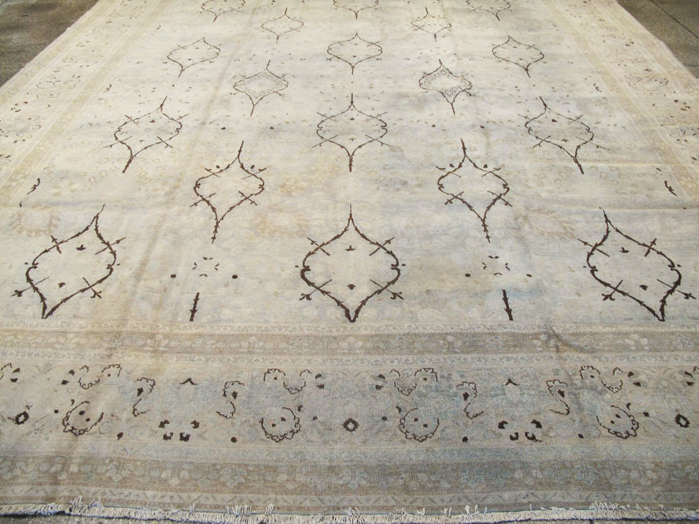 Antique Persian Tabriz Carpet, No.20014 - Gsblank