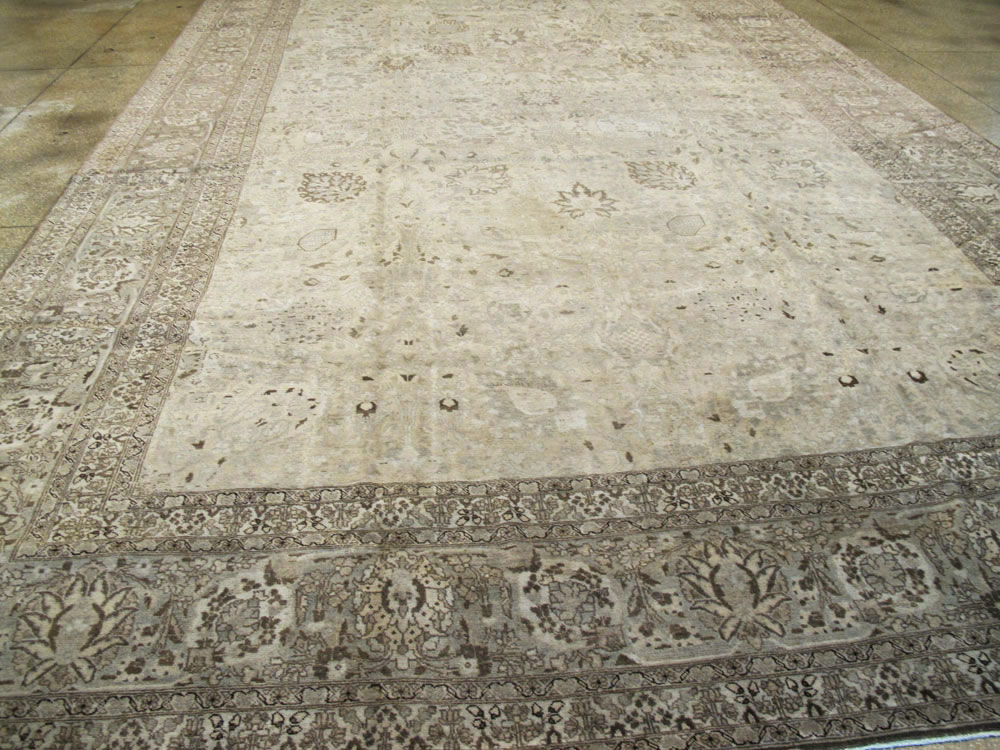 Antique Persian Tabriz Carpet, No.20018 - Gsblank
