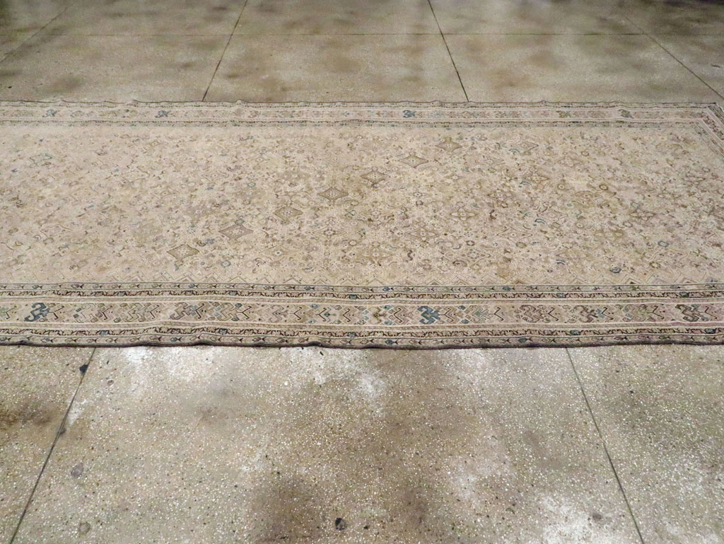 Antique Persian Malayer Gallery Carpet, No.20028 - Gsblank