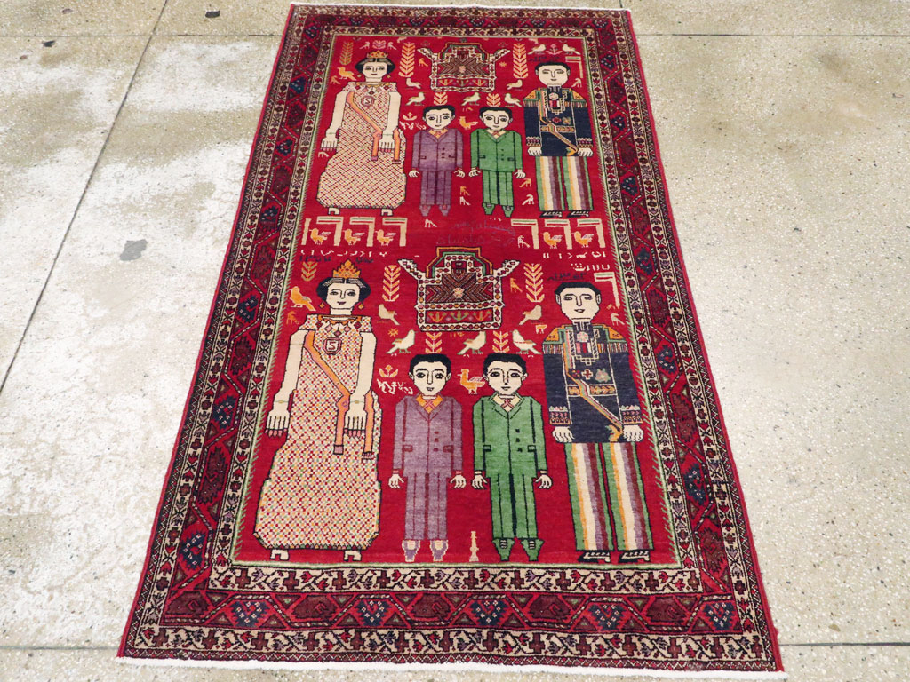 Vintage Persian Pictorial Malayer Rug, No.20057 - Gsblank