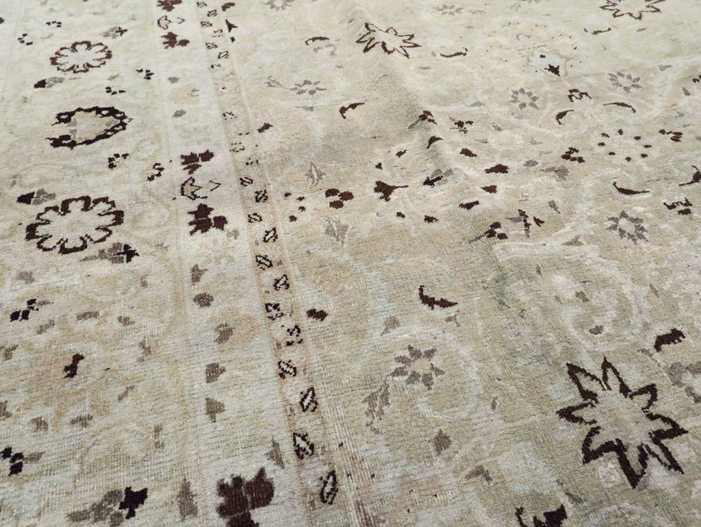 Vintage Persian Mashad Room Size Carpet, No.20082 - Gsblank