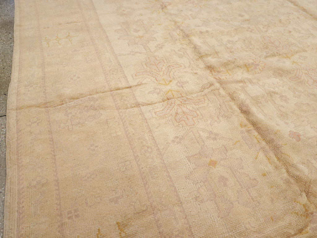 Antique Turkish Oushak Carpet, No.20105 - Gsblank