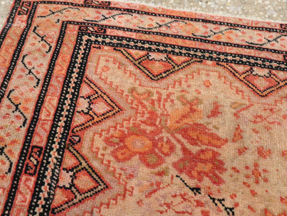 Antique Persian Fereghan Rug, No.20117 - Gsblank