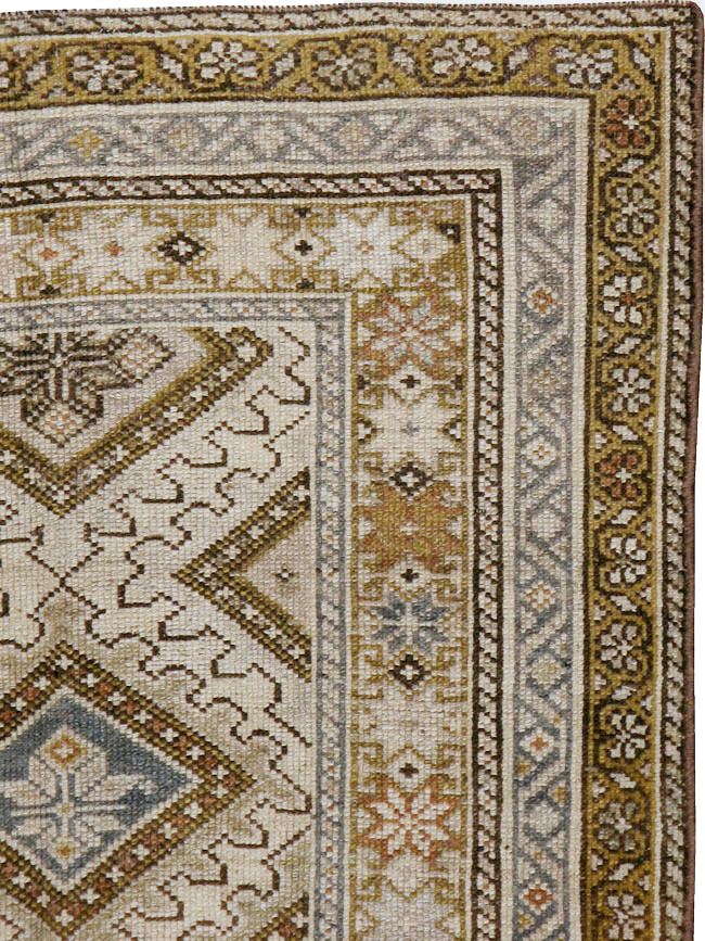 Antique Persian Kurdish Rug, No.20137 - Gsblank