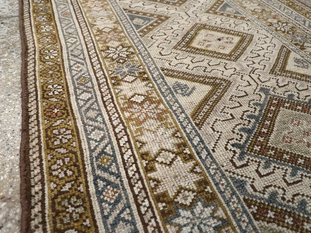 Antique Persian Kurdish Rug, No.20137 - Gsblank