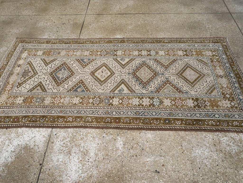 Antique Persian Kurdish Rug, No.20137 - Gsblank