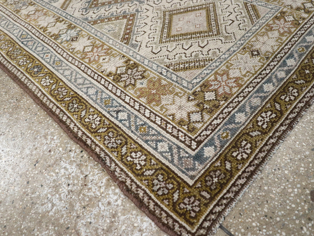 Antique Persian Kurdish Rug, No.20137 - Gsblank