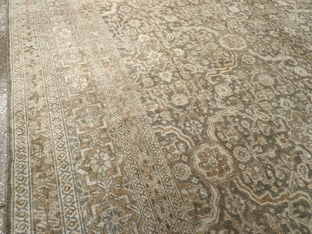 Antique Persian Tabriz Carpet, No.20159 - Gsblank