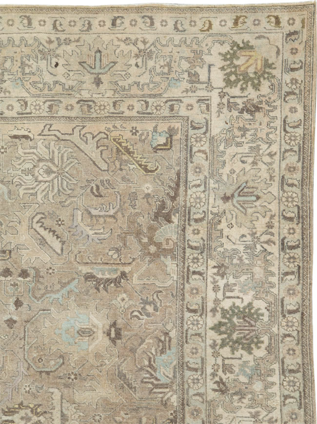 Vintage Persian Tabriz Carpet, No.20165 - Gsblank