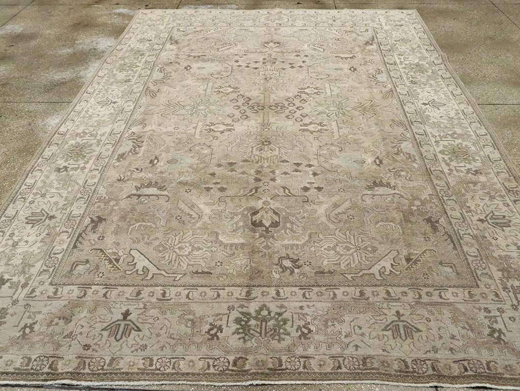 Vintage Persian Tabriz Carpet, No.20165 - Gsblank