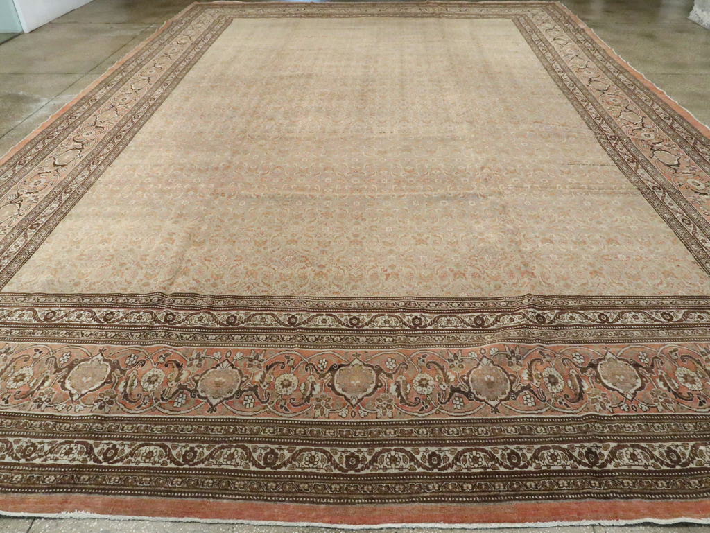 Antique Persian Tabiz Carpet, No.20170 - Gsblank