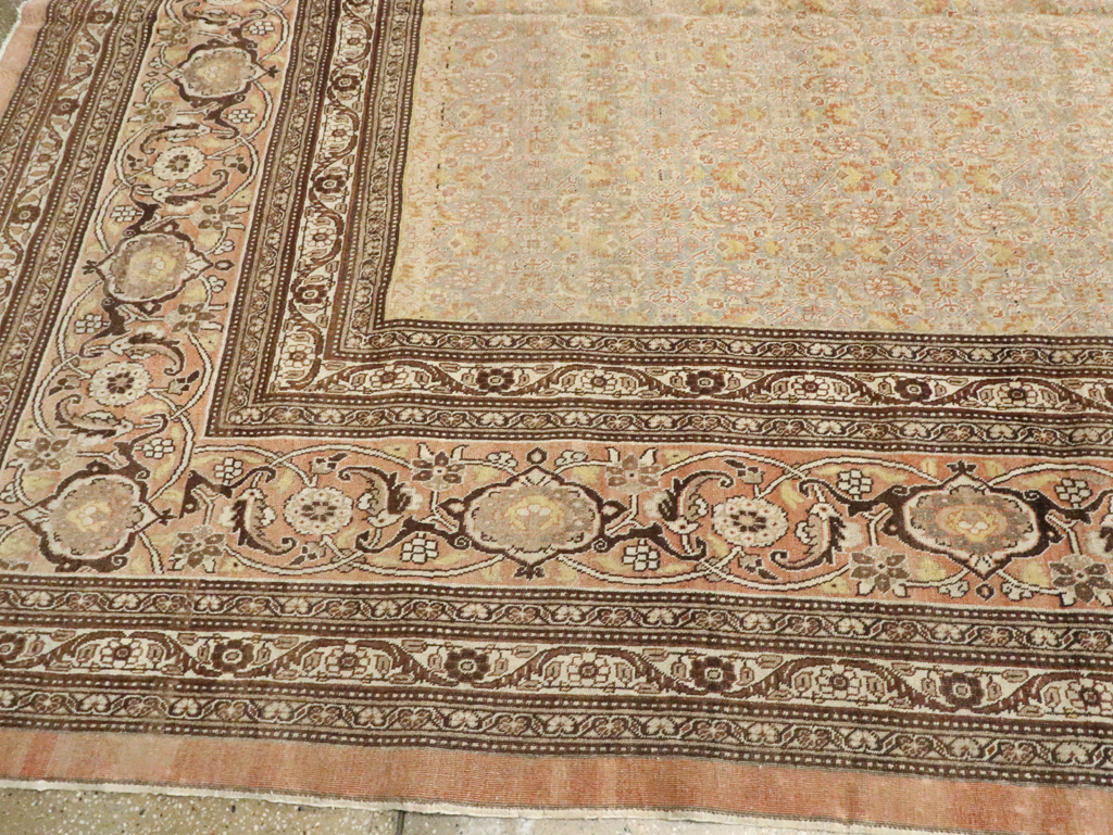 Antique Persian Tabiz Carpet, No.20170 - Gsblank