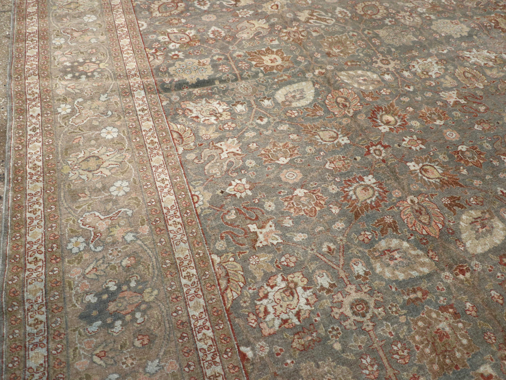 Antique Persian Tabriz Carpet, No.20173 - Gsblank