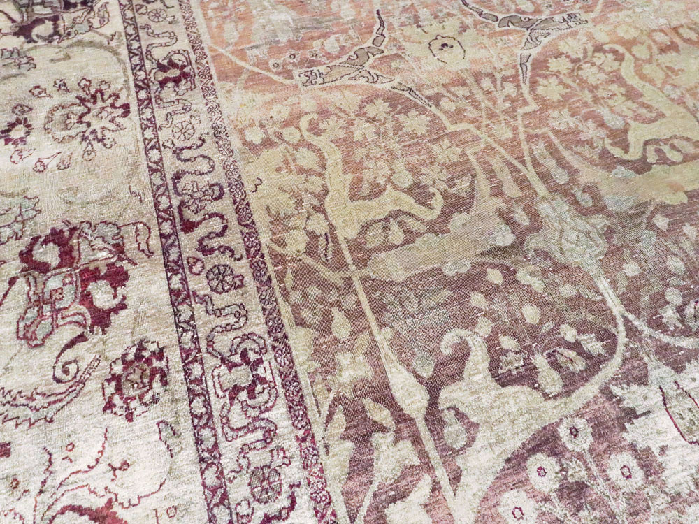 Antique Persian Silk Distressed Kashan Carpet, No.20182 - Gsblank