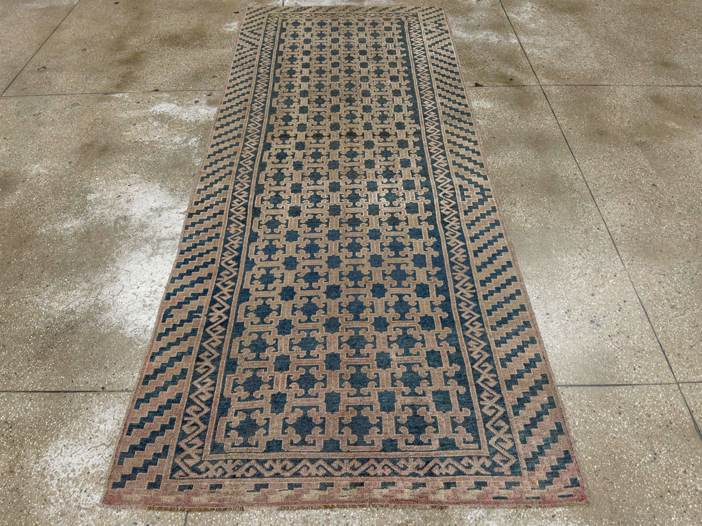 Antique East Turkestan Kirghiz Carpet, No.20193 - Gsblank