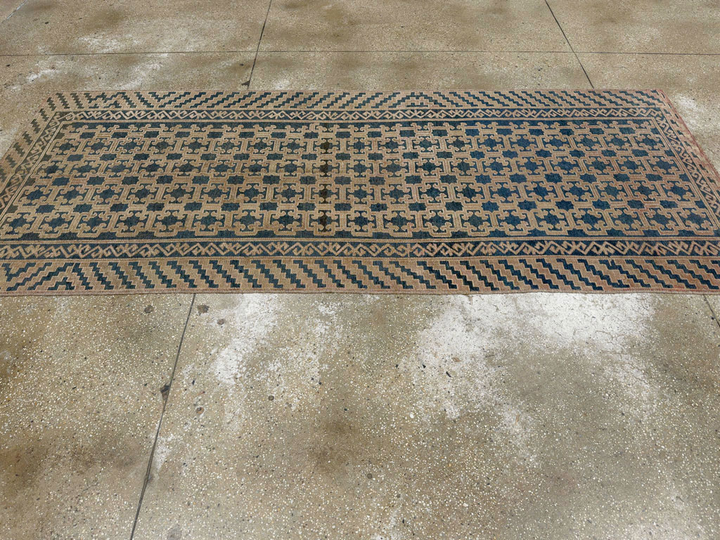 Antique East Turkestan Kirghiz Carpet, No.20193 - Gsblank