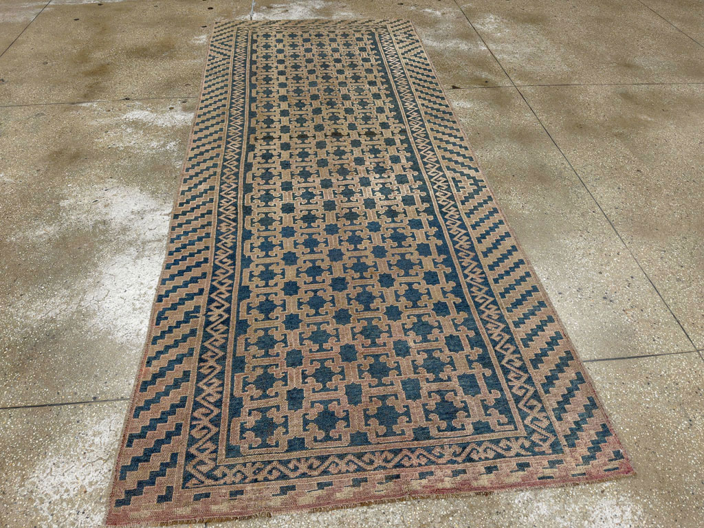 Antique East Turkestan Kirghiz Carpet, No.20193 - Gsblank