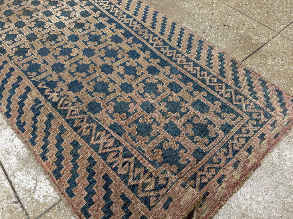Antique East Turkestan Kirghiz Carpet, No.20193 - Gsblank