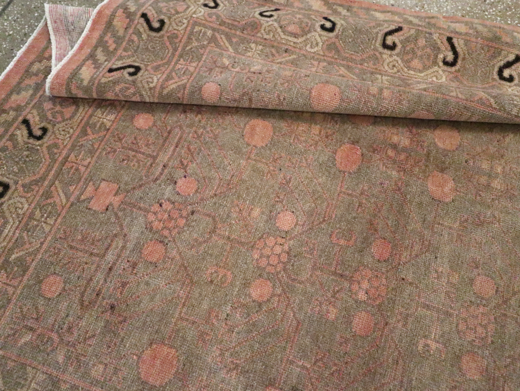 Vintage East Turkestan Khotan Carpet, No.20210 - Gsblank