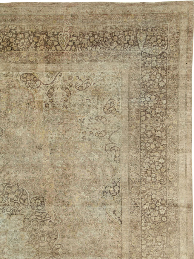 Antique Indian Lahore Carpet, No.20227 - Gsblank