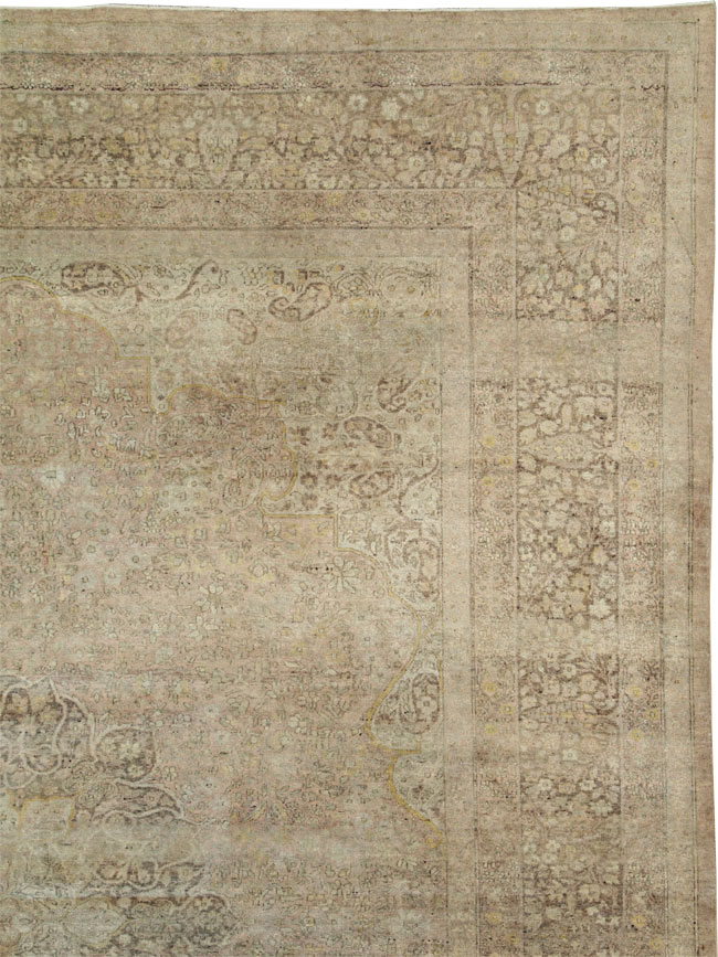 Antique Indian Lahore Carpet, No.20227 - Gsblank
