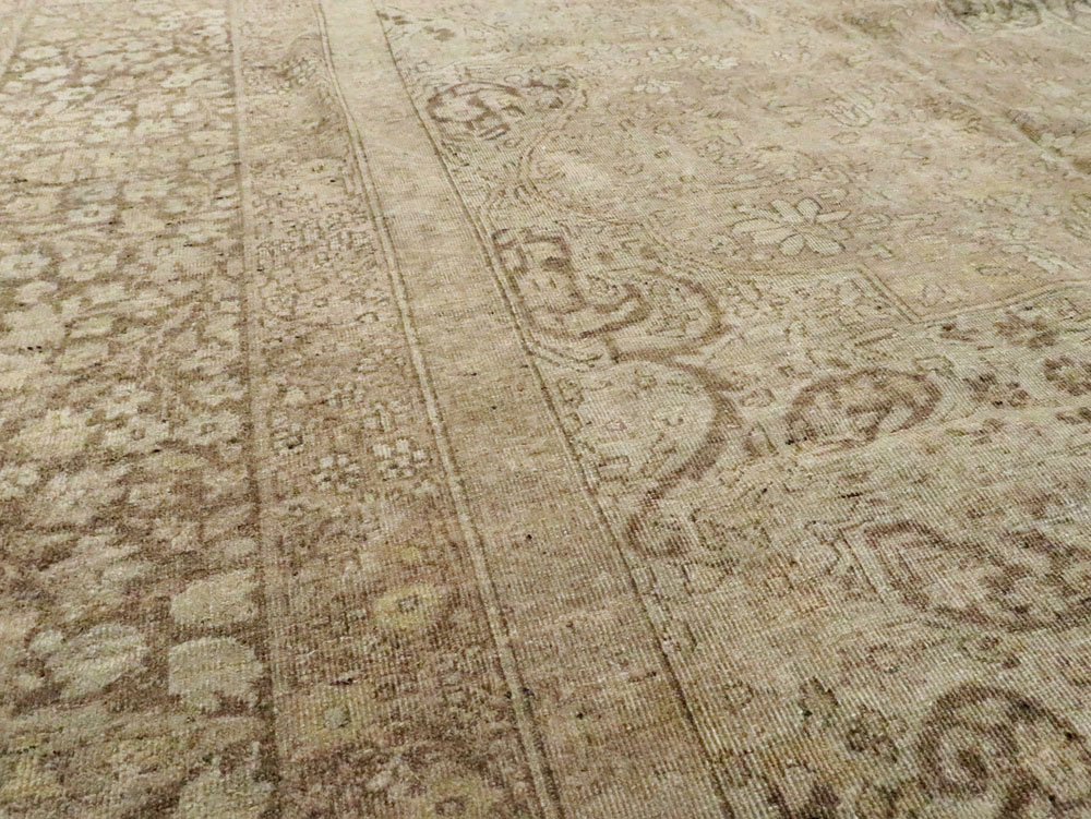 Antique Indian Lahore Carpet, No.20227 - Gsblank