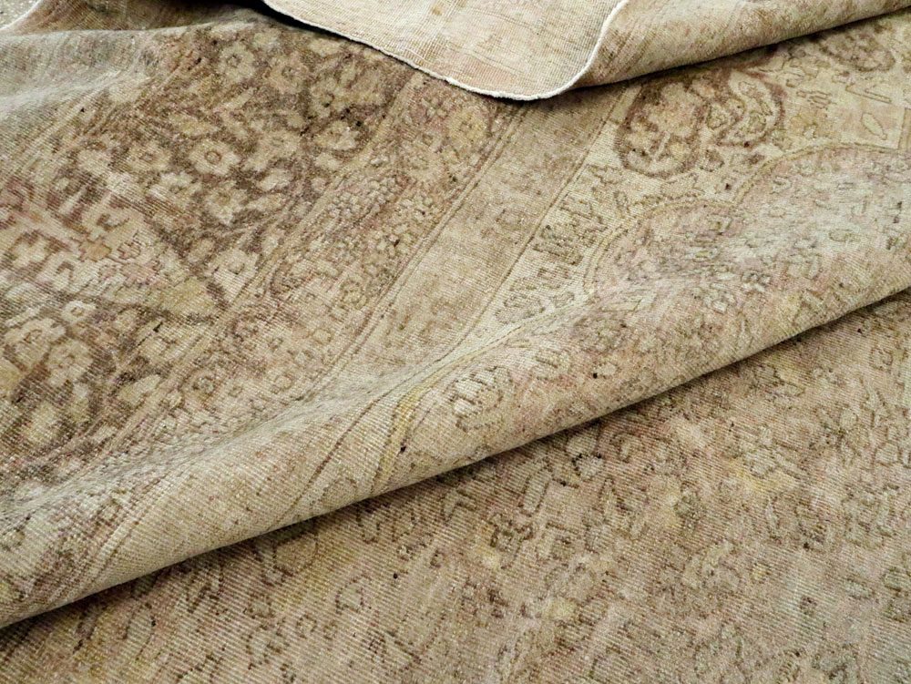 Antique Indian Lahore Carpet, No.20227 - Gsblank