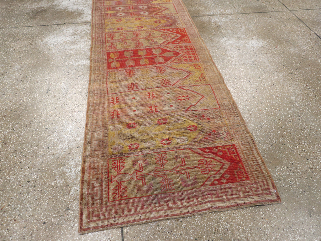 Antique East Turkestan Khotan Saph Runner, No.20233 - Gsblank