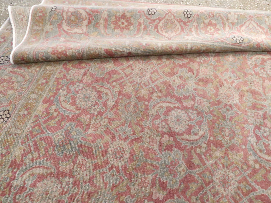 Antique Persian Tabriz Carpet, No.20259 - Gsblank