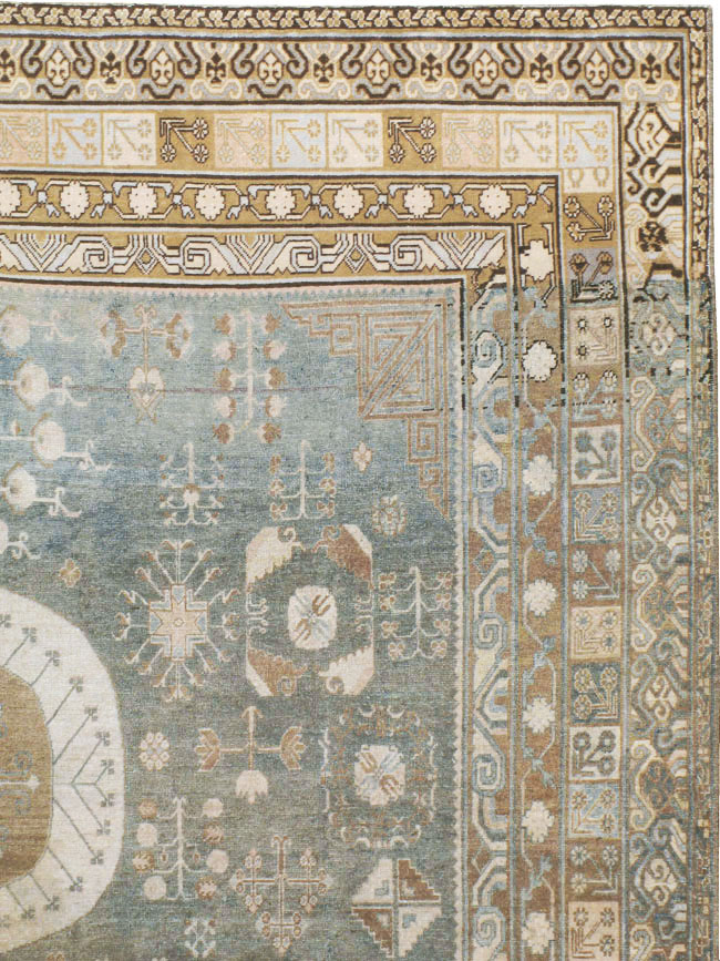Antique East Turkestan Khotan Gallery Carpet, No.20277 - Gsblank