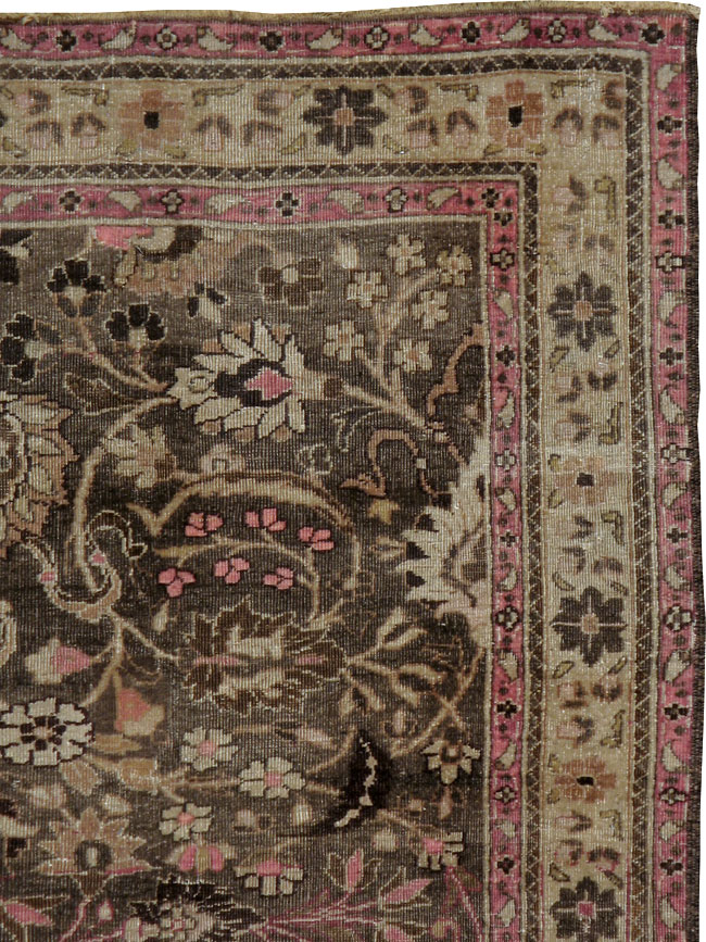 Antique Persian Mashad Rug, No.20281 - Gsblank