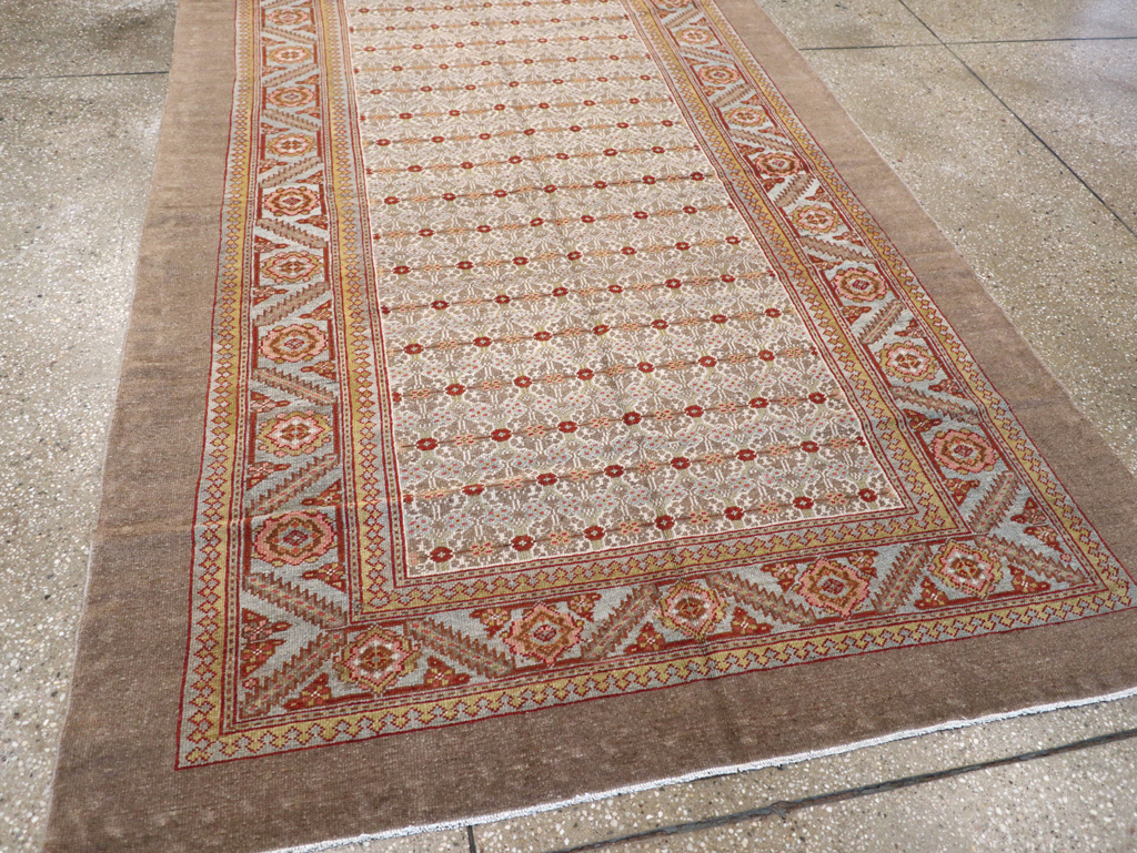 Antique Persian Serab Wide Gallery Runner, No.20289 - Gsblank