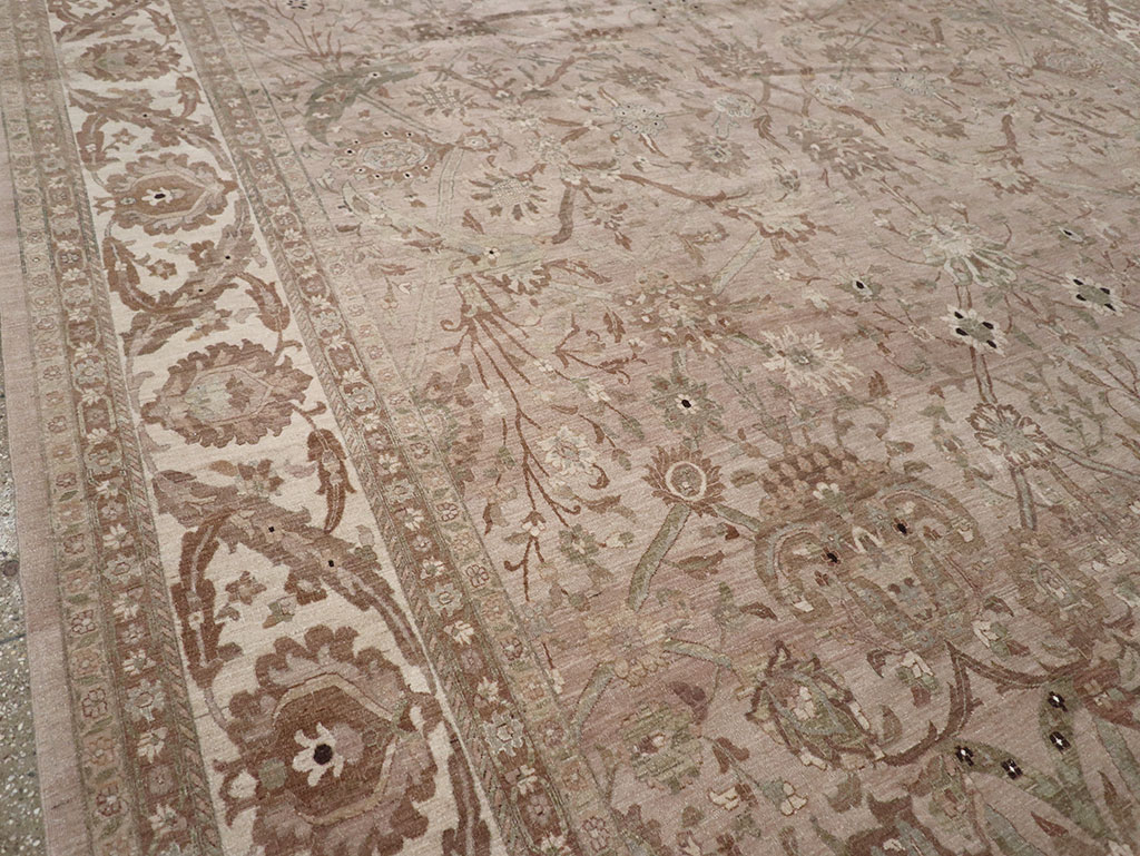 Modern Persian Tabriz Carpet, No.20297 - Gsblank