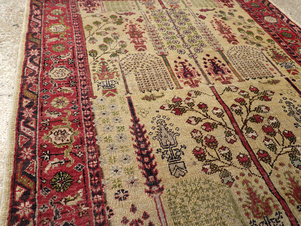 Antique Turkish Sivas Carpet, No.20327 - Gsblank