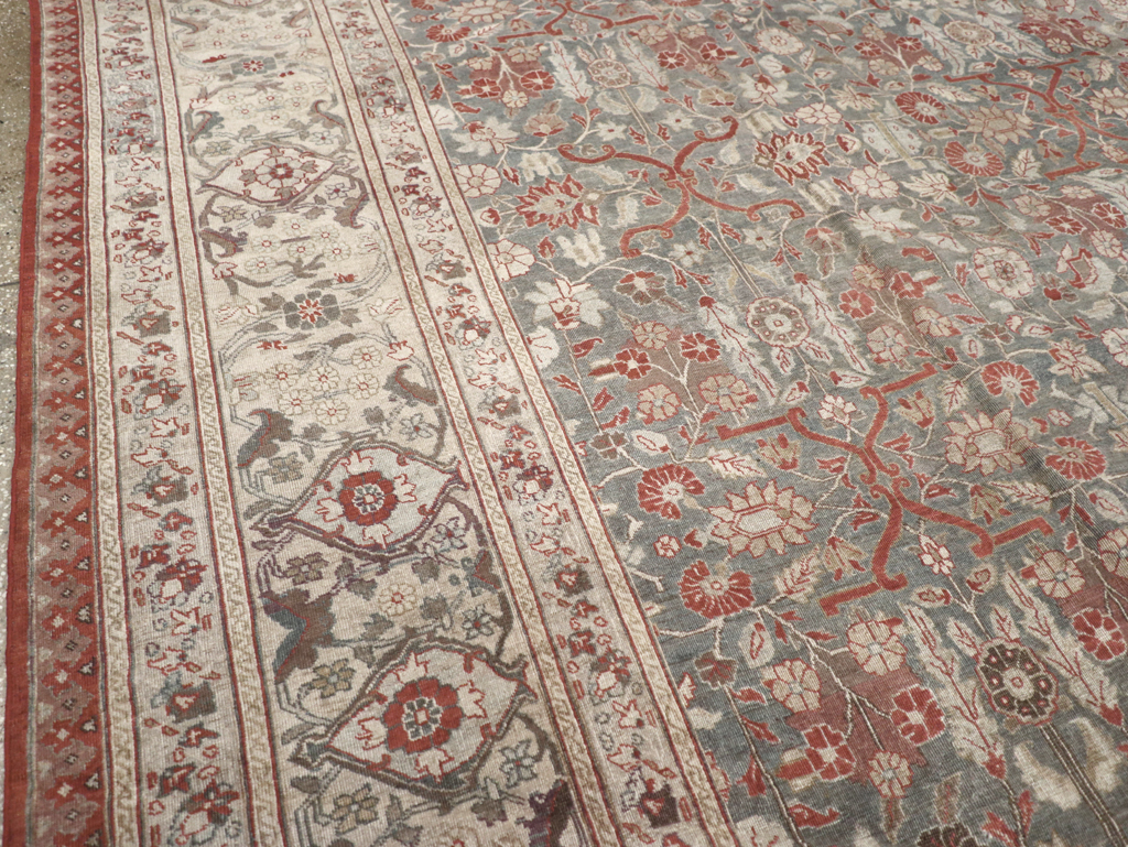 Antique Persian Tabriz Carpet, No.20338 - Gsblank
