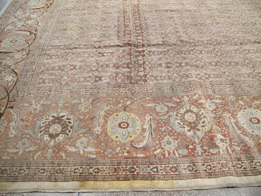 Antique Tabriz Persian Carpet, No.20356 - Gsblank
