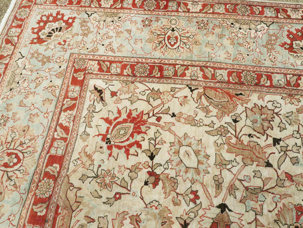 Antique Persian Tabriz Carpet, No.20357 - Gsblank
