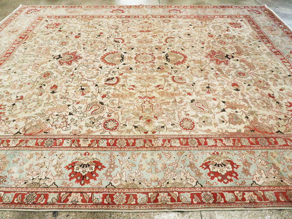 Antique Persian Tabriz Carpet, No.20357 - Gsblank