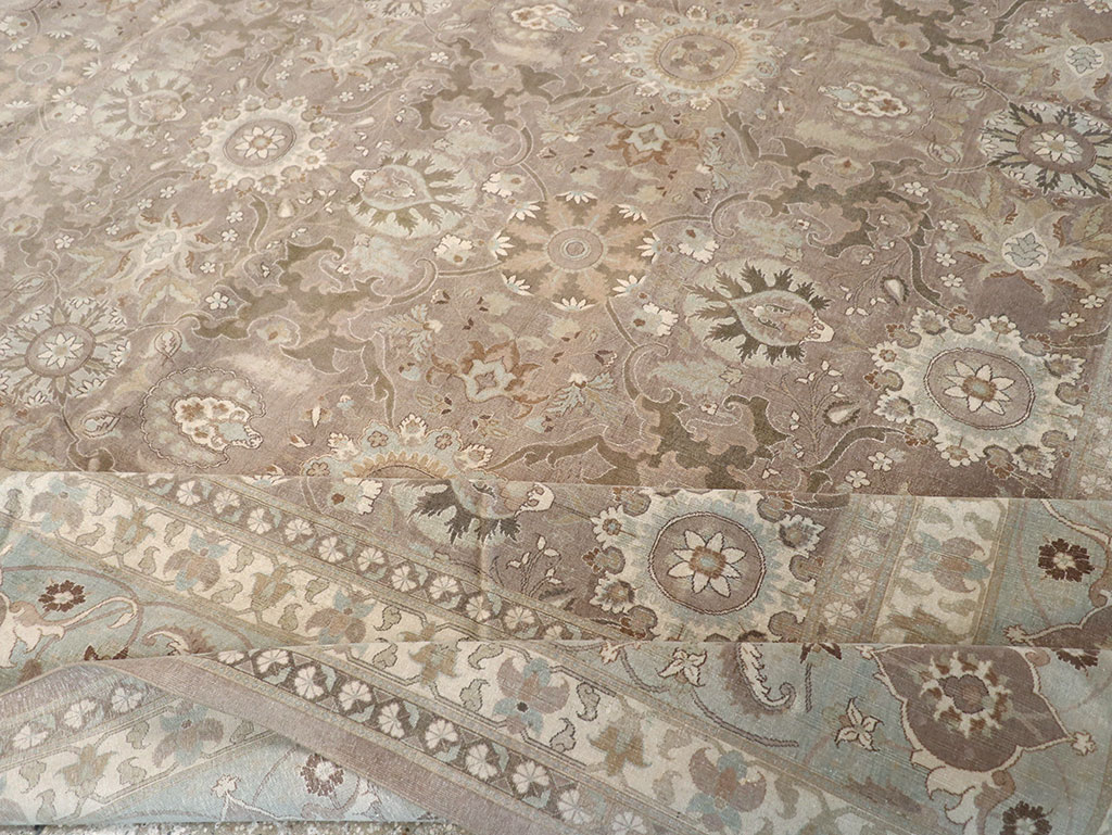 Antique Persian Tabriz Carpet, No.20376 - Gsblank