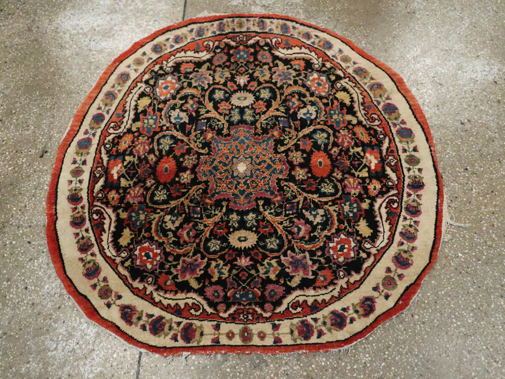Antique Persian Tabriz Round Rug, No.20380 - Gsblank