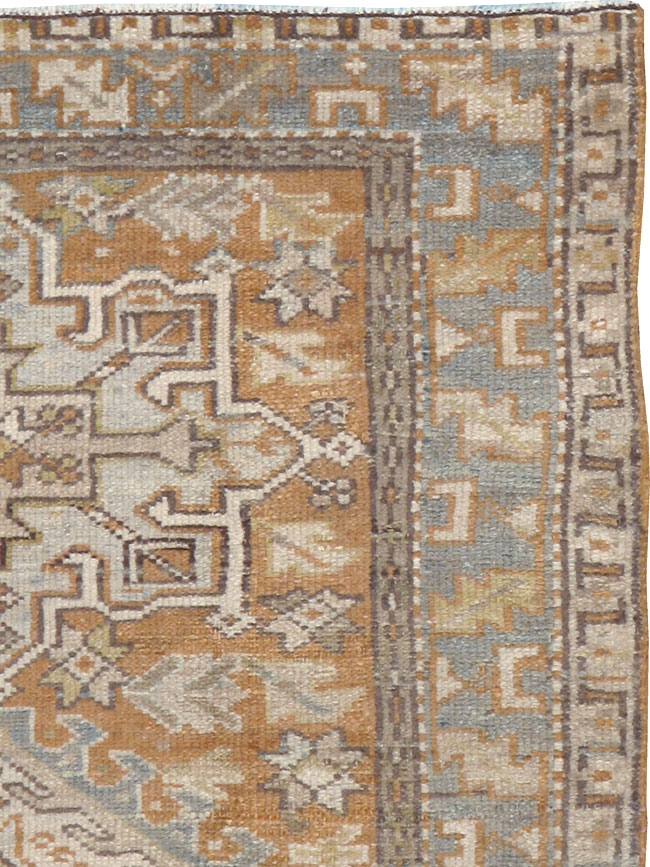 Vintage Persian Karajeh Rug, No.20409 - Gsblank