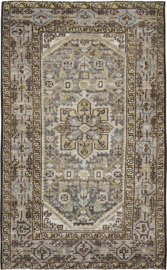 Vintage Persian Malayer Throw Rug, No.20419 - Gsblank