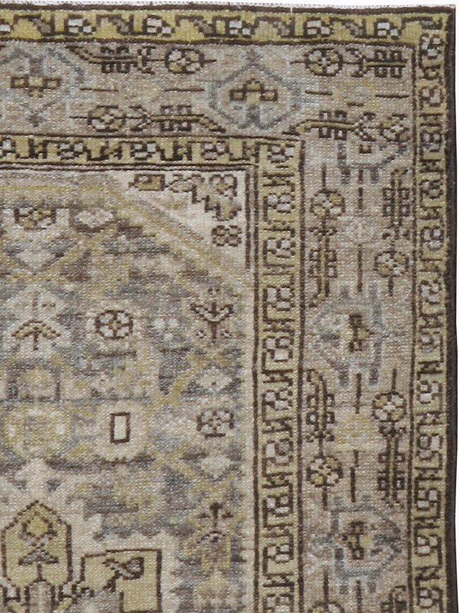 Vintage Persian Malayer Throw Rug, No.20419 - Gsblank