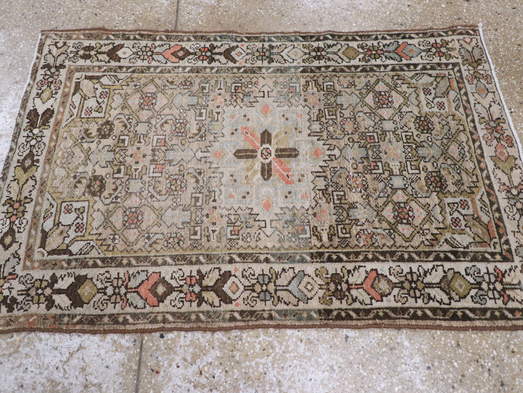 Antique Persian Malayer Throw Rug, No.20469 - Gsblank